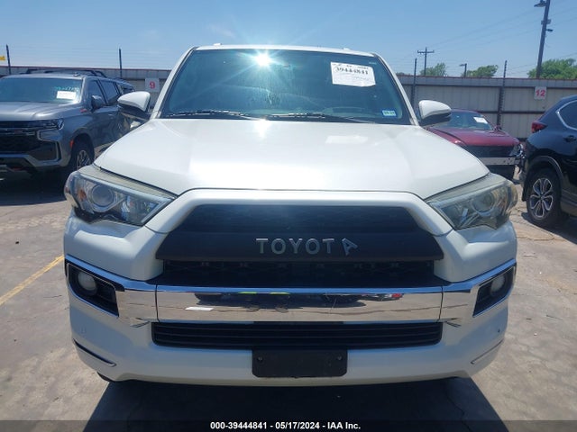 Toyota 4runner Limited 2016 JTEBU5JR2G5372262 Image 12