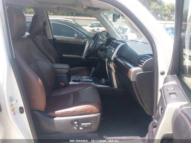 Toyota 4runner Limited 2016 JTEBU5JR2G5372262 Image 5