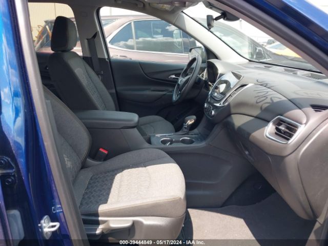 3GNAXUEVXNL147911 Chevrolet Equinox Awd Lt