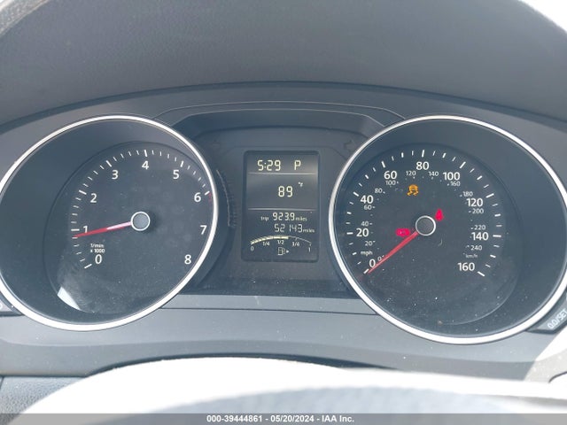 3VW2K7AJ2FM211819 Volkswagen Jetta 2.0l S
