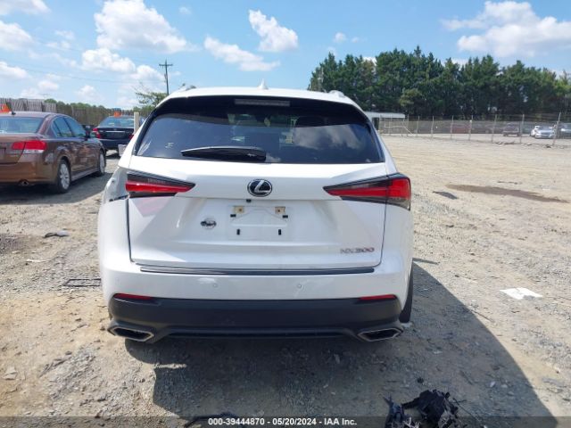 JTJGARDZ0M5021557 Lexus NX 300