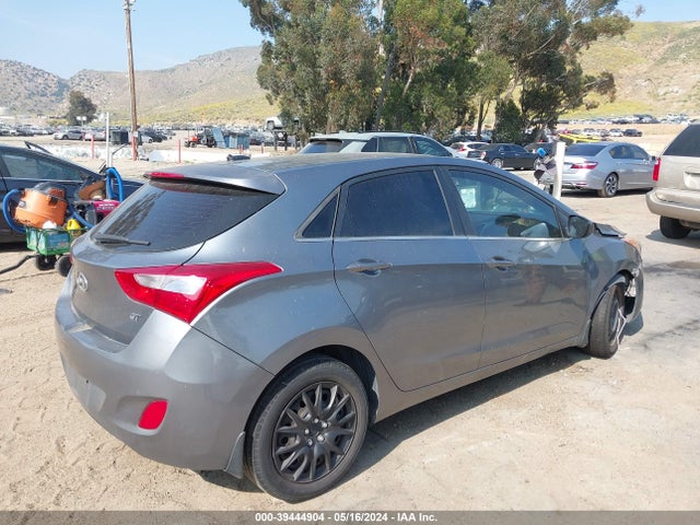 Hyundai ELANTRA GT 2016 KMHD35LH8GU321368 Image 4