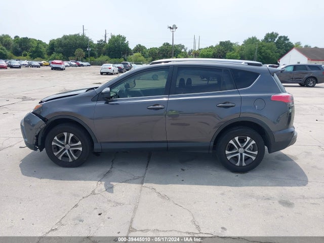 Toyota RAV4 LE 2018 JTMZFREV5JJ207638 Image 14