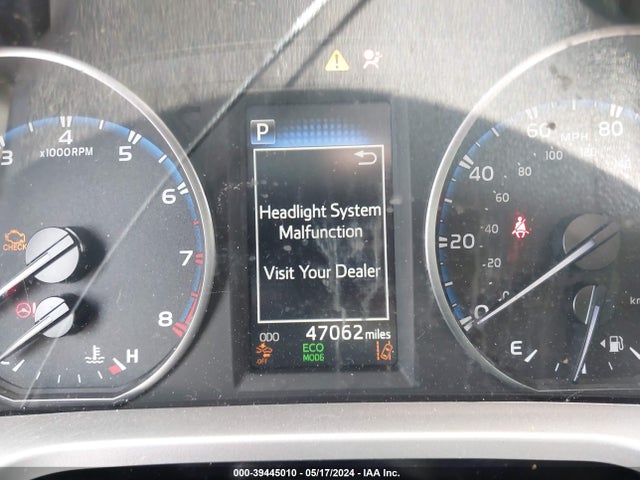 Toyota RAV4 LE 2018 JTMZFREV5JJ207638 Image 15