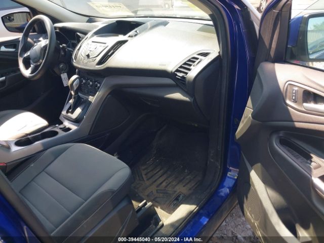 1FMCU9GXXGUC18597 Ford ESCAPE SE