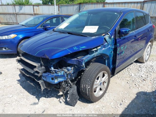 1FMCU9GXXGUC18597 Ford ESCAPE SE