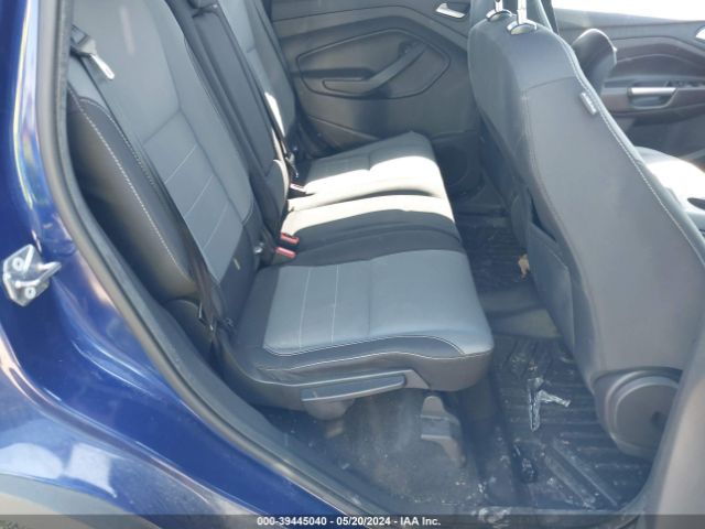 1FMCU9GXXGUC18597 Ford ESCAPE SE