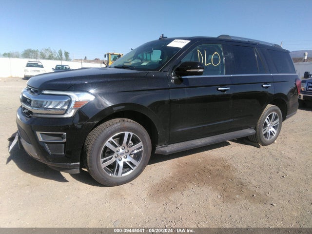 Ford Expedition Limited 2024 1FMJU2A82REA26278 Image 2