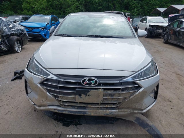 Hyundai ELANTRA SE 2019 5NPD74LF7KH497994 Image 12