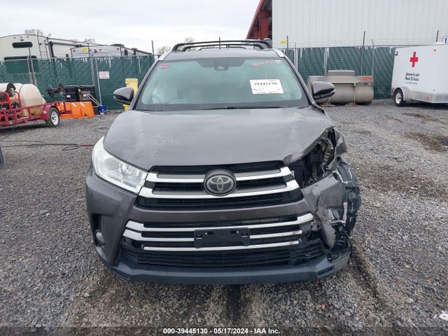 Toyota Highlander Xle 2017 5TDJZRFH5HS415593 Image 12