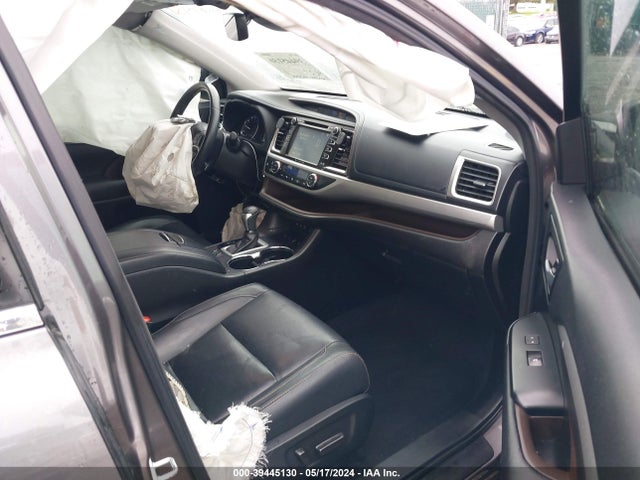 Toyota Highlander Xle 2017 5TDJZRFH5HS415593 Image 5