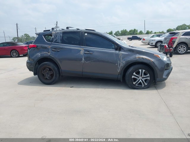 Toyota RAV4 LE 2016 JTMZFREV3GD084123 Image 13