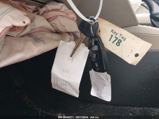 Hyundai ELANTRA SE 2018 5NPD74LF2JH301863 Image 11