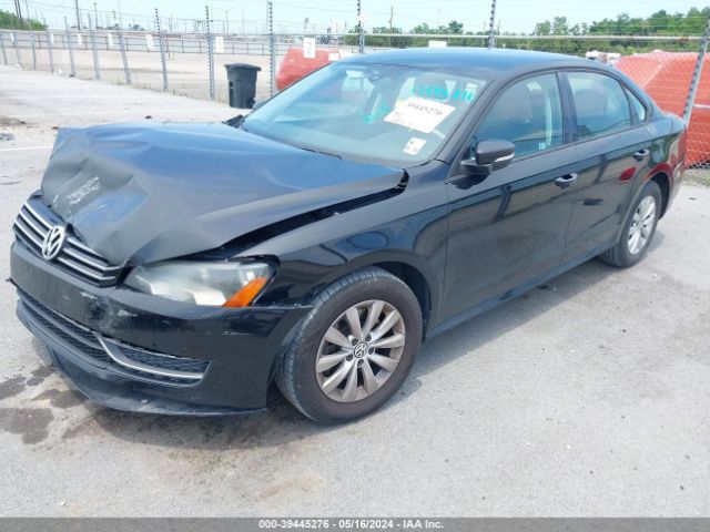 1VWAT7A3XFC035260 Volkswagen Passat 1.8t Wolfsburg Edition