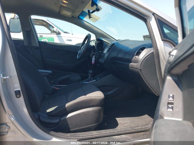 KIA FORTE LX 2017 3KPFL4A73HE145072 Image 5