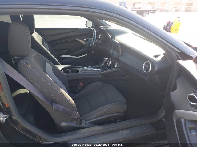 Chevrolet Camaro 1lt 2016 1G1FB1RS5G0175779 Image 5