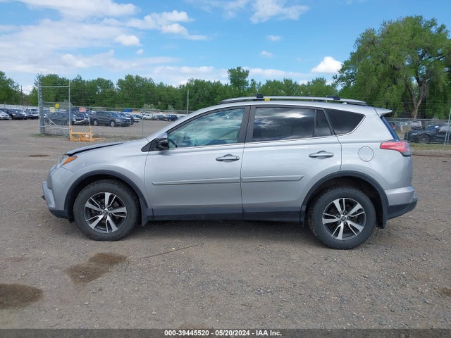 Toyota Rav4 Xle 2018 2T3RFREV0JW853865 Image 14