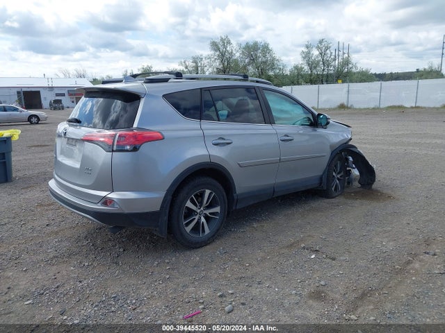 Toyota Rav4 Xle 2018 2T3RFREV0JW853865 Image 4
