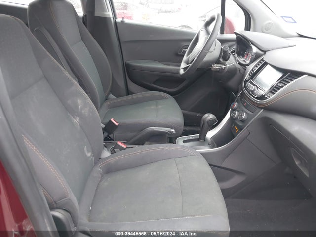 Chevrolet TRAX LS 2017 3GNCJKSB6HL185746 Image 5
