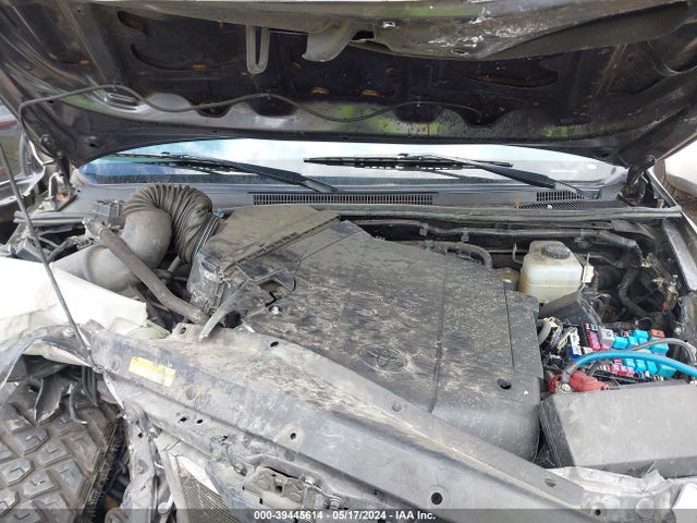 Toyota Tacoma Base V6 2015 3TMLU4EN3FM180383 Image 10