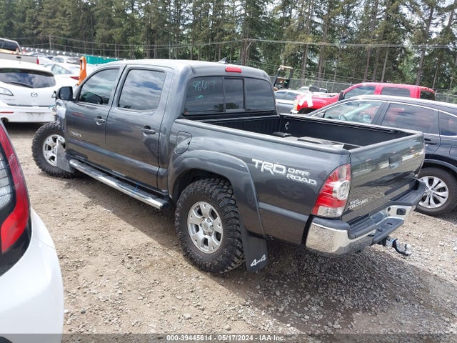 Toyota Tacoma Base V6 2015 3TMLU4EN3FM180383 Image 3