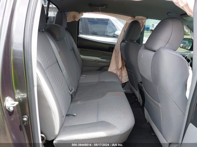 Toyota Tacoma Base V6 2015 3TMLU4EN3FM180383 Image 8