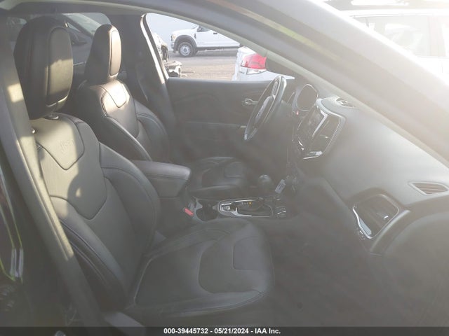 1C4PJMDX2LD617469 Jeep Cherokee Limited 4x4