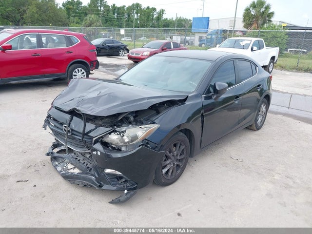 Mazda Mazda3 I Touring 2014 JM1BM1V70E1135151 Image 2