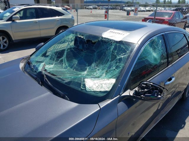 1HGCV2F94JA040627 Honda Accord Touring 2.0t
