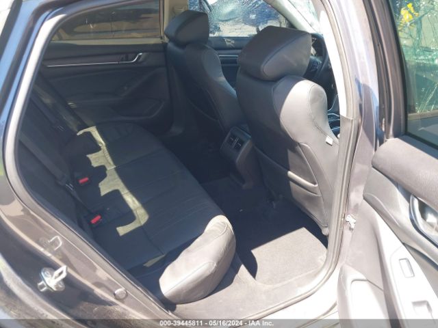 1HGCV2F94JA040627 Honda Accord Touring 2.0t