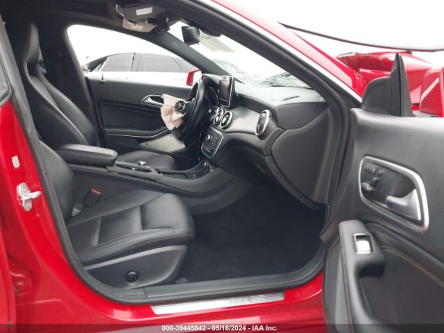 WDDSJ4EB2FN256309 Mercedes-Benz CLA 250