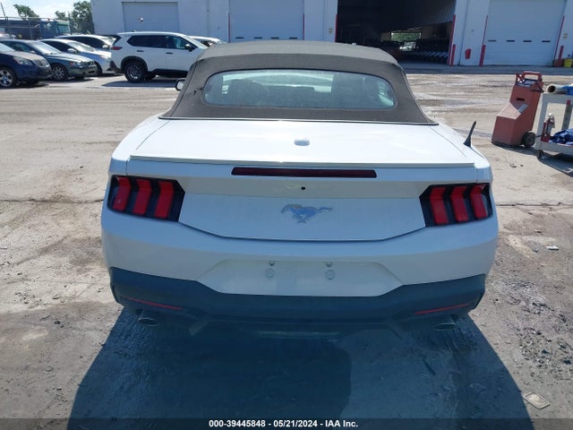 Ford Mustang Ecoboost Premium 2024 1FAGP8UH6R5124336 Image 16