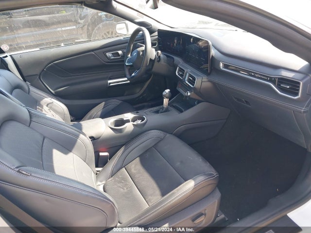 Ford Mustang Ecoboost Premium 2024 1FAGP8UH6R5124336 Image 5