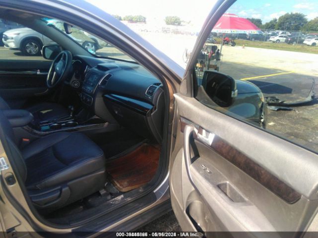 5XYKT3A66FG631441 KIA SORENTO LX