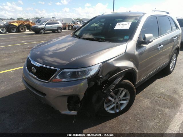 5XYKT3A66FG631441 KIA SORENTO LX