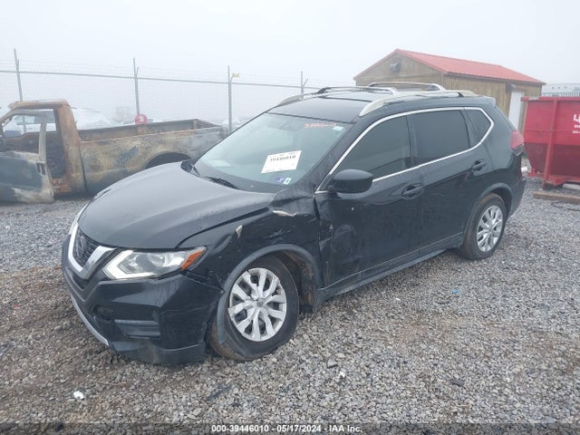 Nissan ROGUE S 2018 JN8AT2MV2JW315009 Image 2