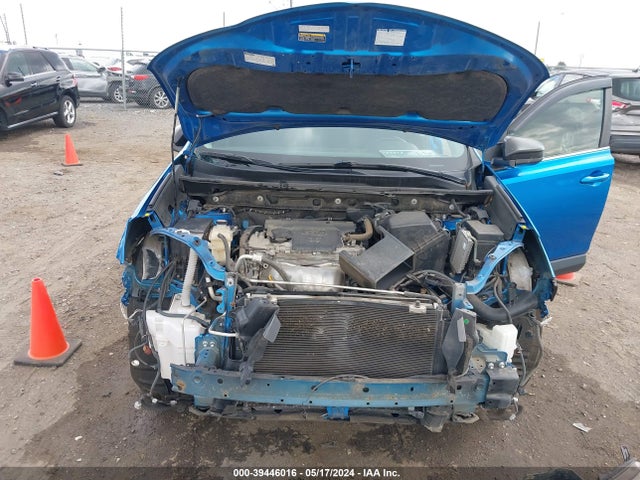 Toyota RAV4 LE 2017 JTMZFREV7HJ703244 Image 10