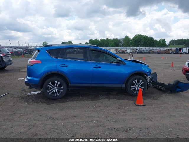Toyota RAV4 LE 2017 JTMZFREV7HJ703244 Image 13