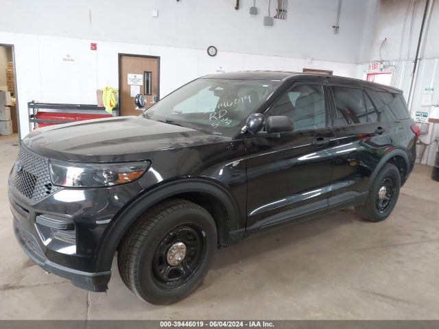 Ford Police Interceptor Utility 2020 1FM5K8AB9LGD01761 Image 2