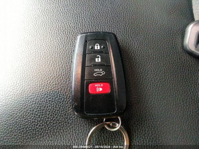 5TDGZRBH2MS134538 Toyota Highlander Xle