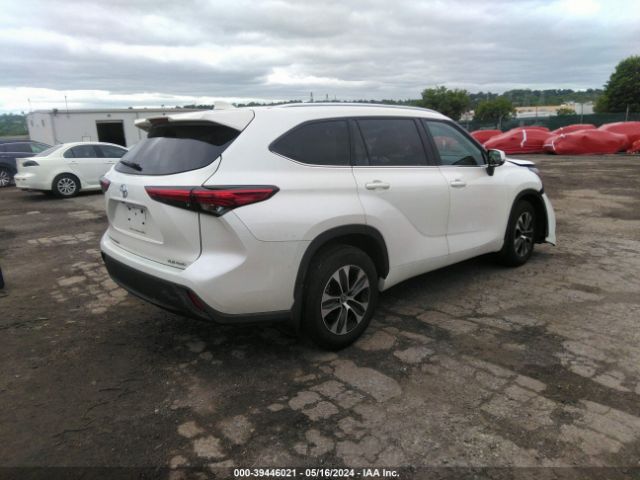 5TDGZRBH2MS134538 Toyota Highlander Xle