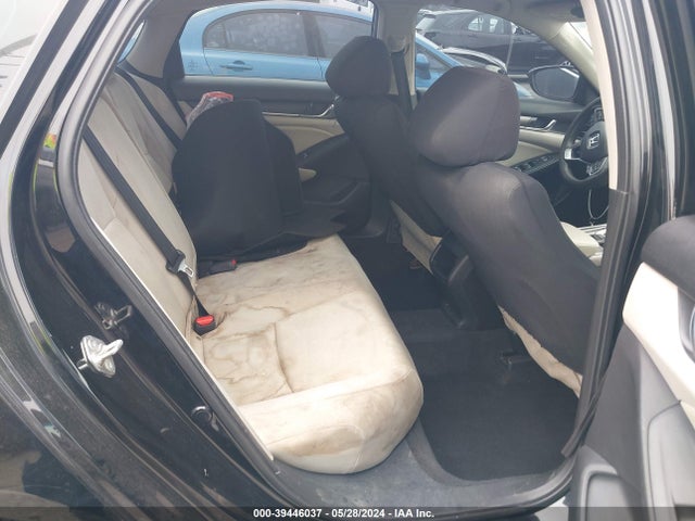 Honda ACCORD LX 2018 1HGCV1F10JA162339 Image 8