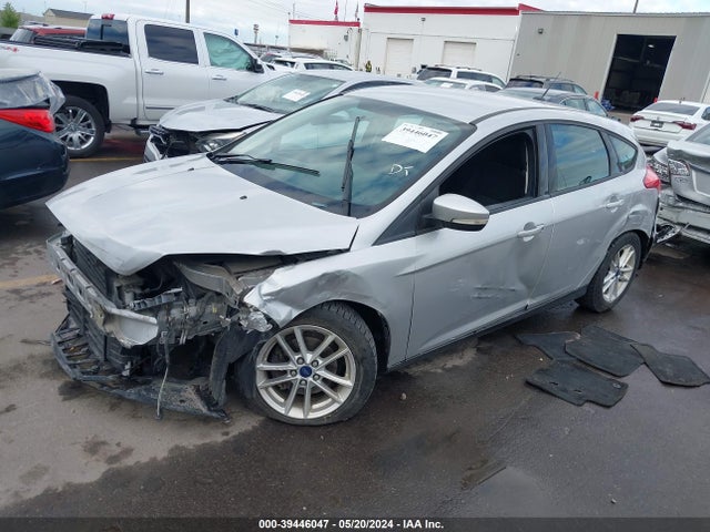 Ford FOCUS SE 2016 1FADP3K25GL336965 Image 2