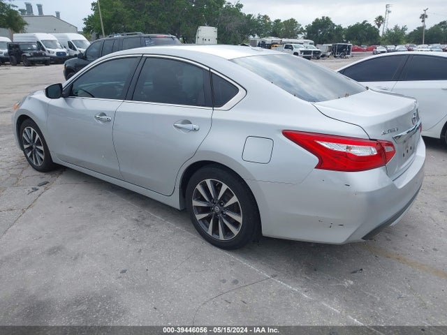 Nissan Altima 2.5 Sl 2017 1N4AL3AP6HC184563 Image 3