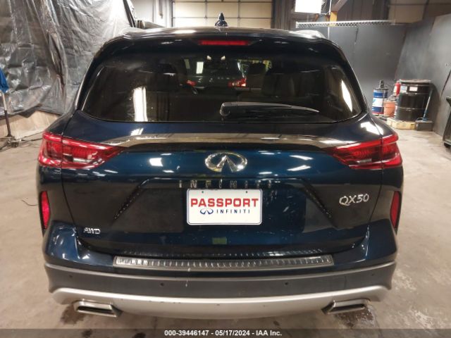 3PCAJ5M33KF119572 Infiniti Qx50 Essential