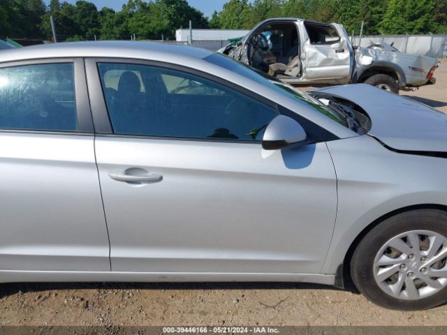 5NPD74LF6KH470088 Hyundai ELANTRA SE