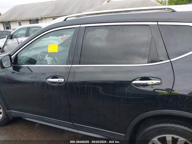Nissan ROGUE SV 2018 5N1AT2MV4JC818775 Image 14