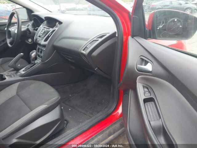 1FADP3F28EL315678 Ford FOCUS SE