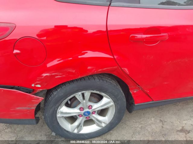 1FADP3F28EL315678 Ford FOCUS SE