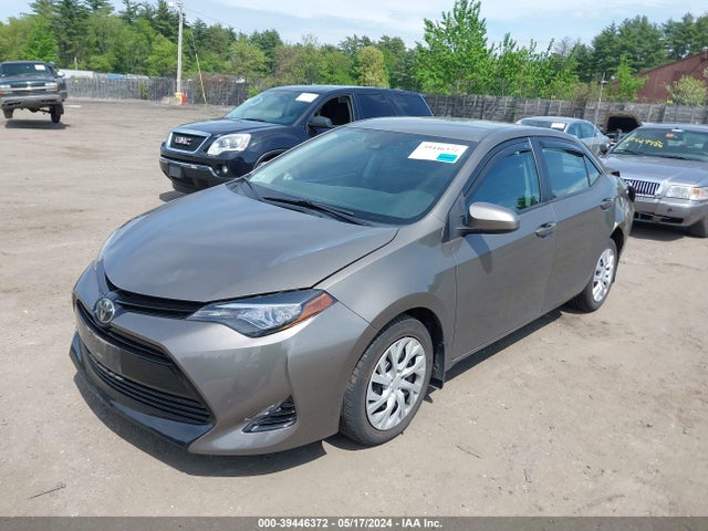Toyota COROLLA LE 2017 2T1BURHE1HC856779 Image 2